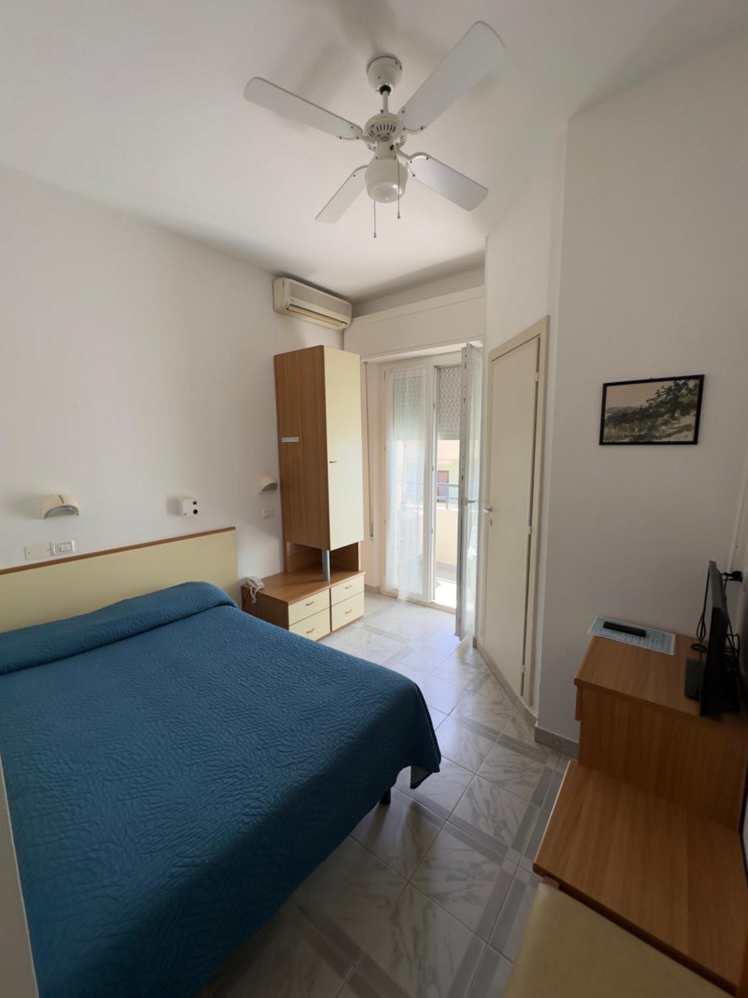 Single Room,1583129135:JPEG